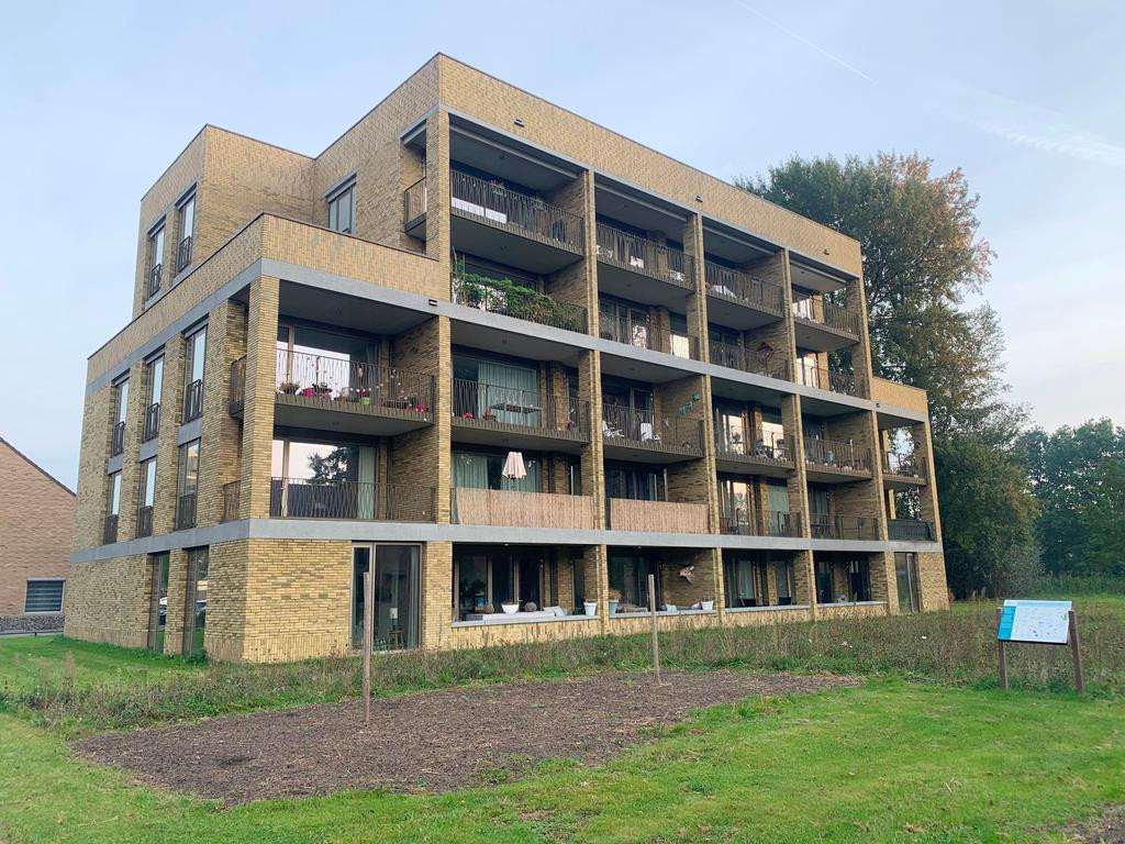 Appartement aan 3816VC