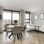                         Laan van Bovenduist 160
                    