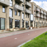                         Laan van Bovenduist 160
                    