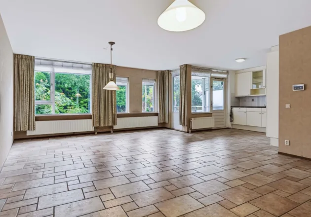 Appartement te koop: Albert Schweitzersingel 18, Amersfoort