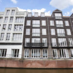                         Dr. R. van Lutterveltstraat 44
                    