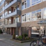                         Nicolaas Maesstraat 28
                    