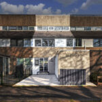                         Bloemstede 492
                    