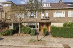 5-otaq ev və müstakil konut – 122 m²