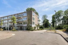 4-otaq mənzil – 94 m²