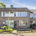                         Korenbloemstraat 33
                    